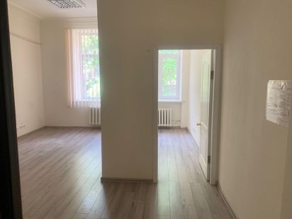 Сдам офис ул Воскресенская ( Ленина ) Центр Дніпро