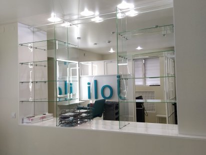 Сдаются места парикмахера в салоне красоты м.Пушкинская, евроремонт Харків