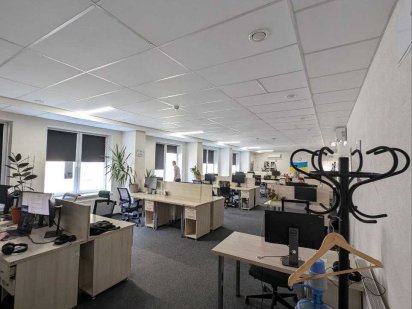 Оренда офісної будівлі на початку вул.Зелена.1000м2,Генератор!! Львов