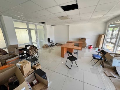 Центр Велика Морська офіс 109 кв.м. ремонт ціна 250 грн/кв.м. Николаев
