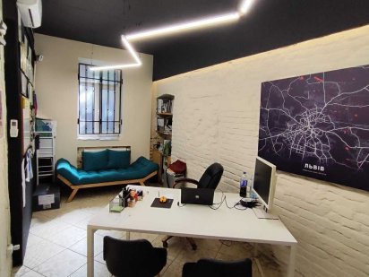 Пропоную в оренду комерційне приміщення по вул. Чупринки