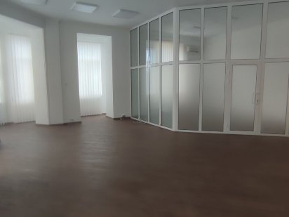 Аренда офиса 242м2/ Сумская/ парк Т.Г. Шевченко Харьков