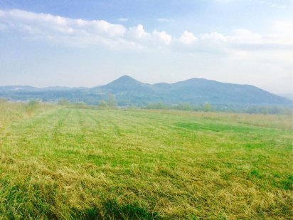 Земля під будинок з краєвидом в Карпатах Берегомет