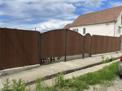 Ділянка паркан фундамент усі комунікації Берегово стадіон Дружба Берегове