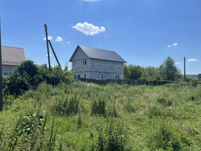 Продам участок в хорошем месте 6 сот центр новое