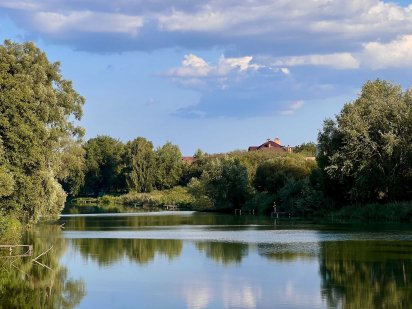 20.16 соток Перша Лінія від Озера Гостомель