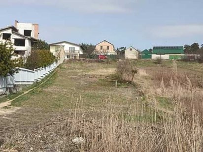 Продаж земельної ділянки під забудову 9 соток Комунікації поруч