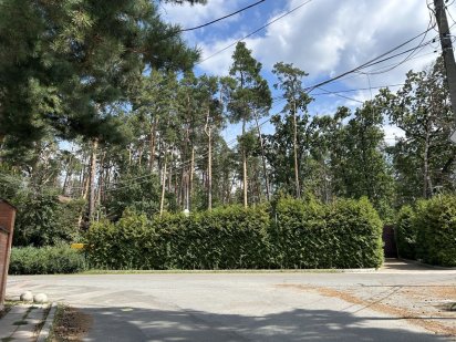 Продаж земельноі ділянки Киівська областью. Під котеджне містечко.