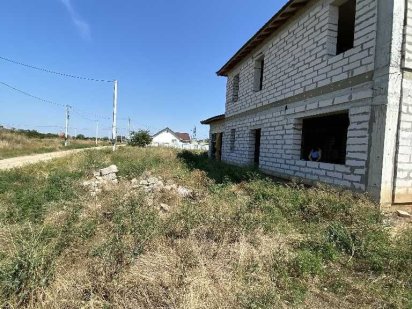 Продам участок с домом  в с. Молодежное Чорноморськ