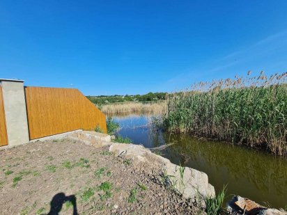 Участок со своим выходом на озеро СК "Ява" пригород Черноморска Чорноморськ