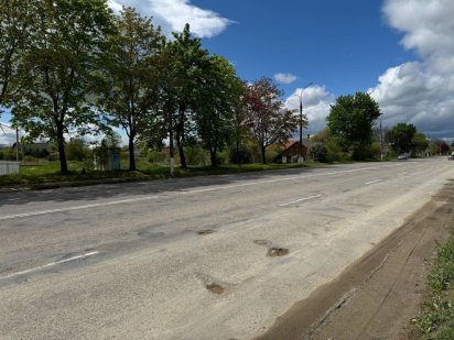 Продаж фасадної земельної ділянки під комерцію Карпатська Коломыя