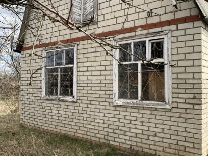 Участок с домиком в Люботине