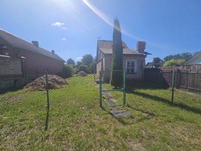 Продається земельна ділянка у центрі міста Нововолинськ