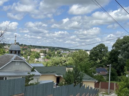 Видова ділянка поруч з центром м.Обухів