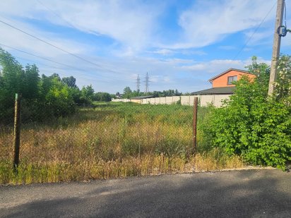 Продаж земельної дільники