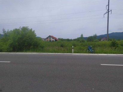 Участок ,ділянка Хуст