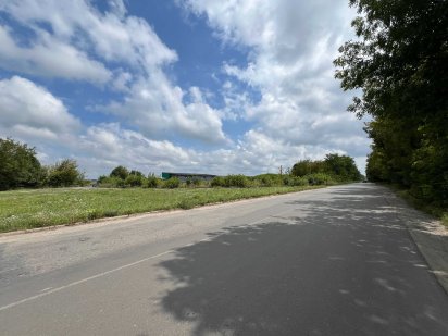 Продаж земельної ділянки комерційного призначення, площа 477 соток