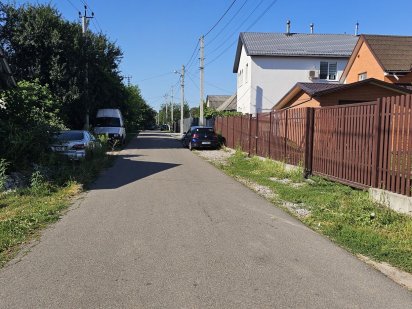 Фасад 33 метри, вул.Старокняжицька (Толстого) Бориспіль