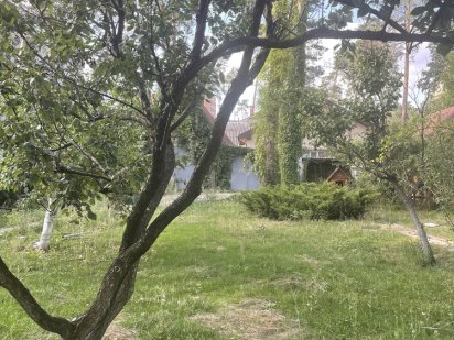 Земельна ділянка в центрі Ірпеня з прямим виходом в парк Правика Ирпень