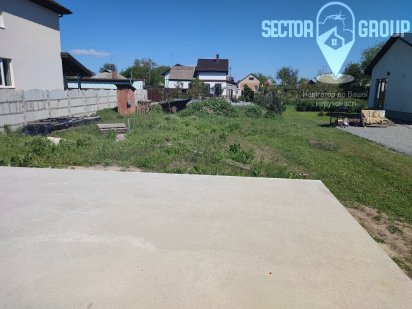 З фундаментом, матеріалами та комунікаціями Бориспіль