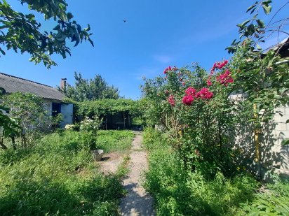 Продаж будинку з гарною ділянкою по Древаля Кременчук