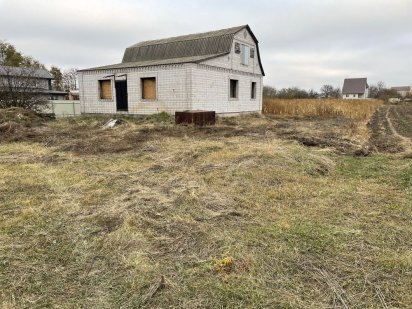 Продається земельна ділянка з будинком с.Рогозів Бориспіль