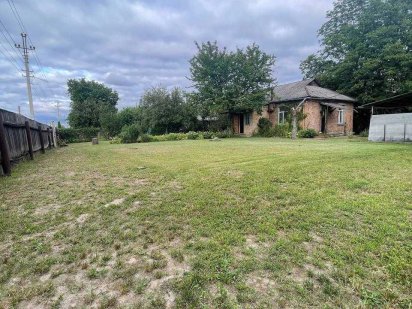 Фасадна ділянка Буча поруч центр. Вул. Чорних Запорожців