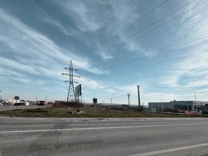 Продам велику земельну ділянку при в'їзді в Франківськ Ивано-Франковск