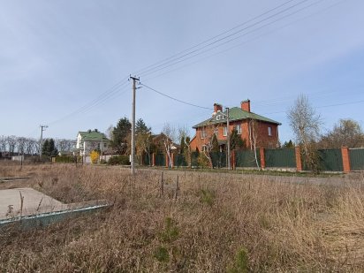 Чудова ділянка з електрикою, біля ліса. Охорона, газ Ирпень