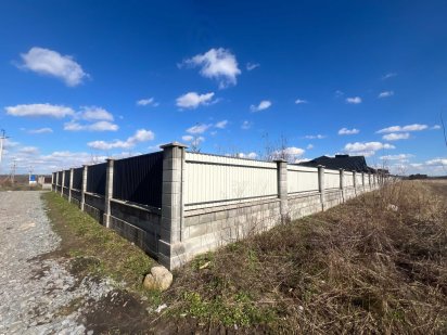 Ділянка Комерція в м. Рівне за кафе Райський Сад 8 сотих Рівне