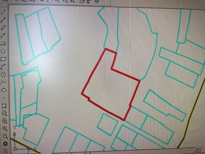 Земельна ділянка в Центрі Садгори біля АТБ під житлову забудову Черновцы