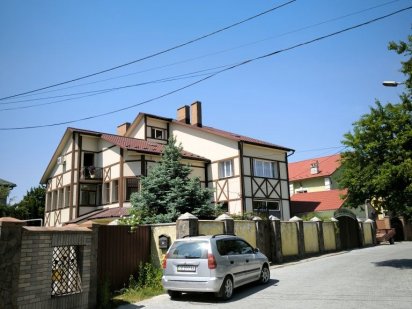 Земельна ділянка в топовій локації Чернівці