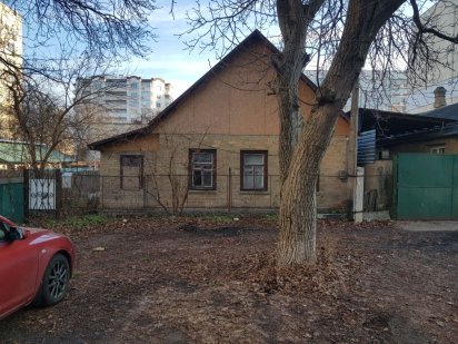 Продам ділянку під забудову з частиною будинку Черкаси