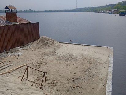 Продам участок на 2 прічалі Черкаси