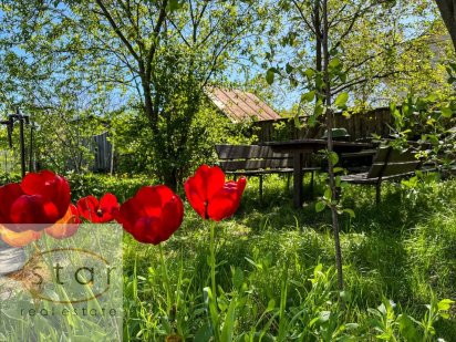 Земельна ділянка. 10 соток приват. Центр міста. Комунікації. Гараж. Чернігів