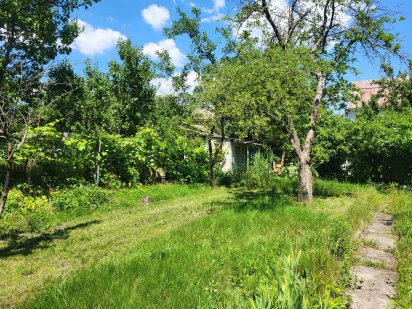 Продаж ділянка на Осокорках, вул. Садова 85, біля р. Дніпро, без % Киев