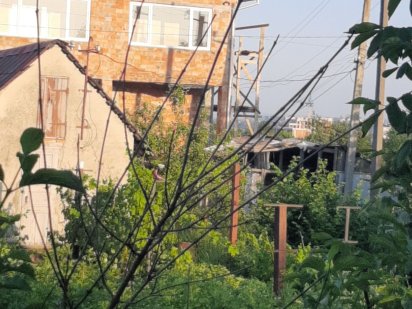 Земельна ділянка р-н Таджицької вул (Кемпінг),7 сот,буд-о,водопровід Чернівці