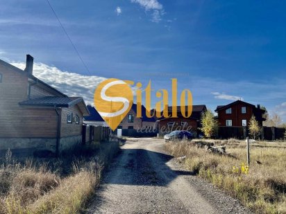 Ділянка на пів-острові біля озера Святище 12 соток Осокорки метро 6 км Киев