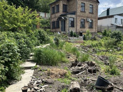 Продам ділянку 12 сот з будинком, Соломянка, вул. Універсітетська Киев