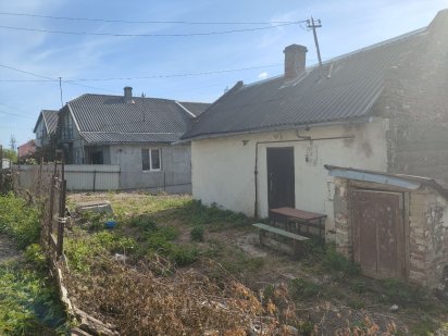 Продаж земельної ділянки під забудову. Сихівський район.