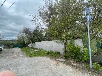 земельна ділянка 6 сот. з видом на Голосіївський ліс, на його пагорби. Киев