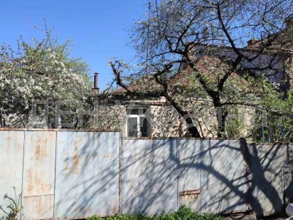 Продам участок на Печерске, 9 соток-320000 у.е. Киев