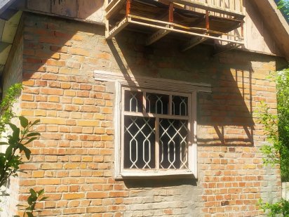 Продам дом на участке 6.5 соток  пр. Науки 65 за церковью Харків