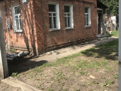 Дом на 2 входа. Посёлок Герцена. Коммунальный рынок Харків