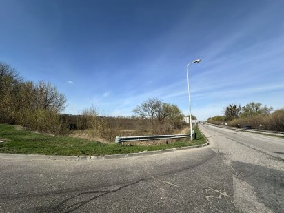 Продам земельну фасадну ділянку 12 га київська траса Харків