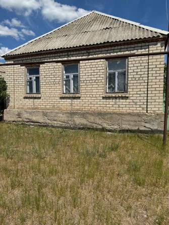 Продам дом в Станице-Луганская - фото 1