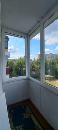 Продам 3 кім. квартиру "чешку" біля басейну - фото 1