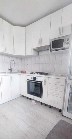 Продам гарну 2 кім  квартиру - фото 1