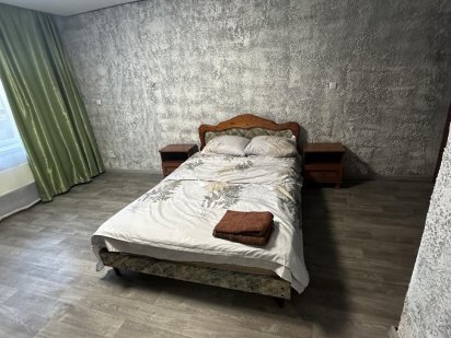 Сдам посуточно квартиру в городе Лозовая Лозовая