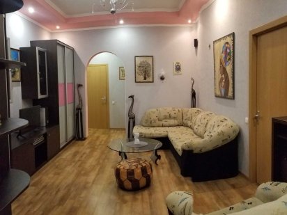 3к квартира м.Лівобережна біля МВЦ Микільсько-Слобідська 1А Київ